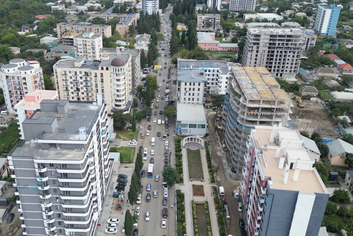 Hökumət bina təhlükəsizliyi ilə bağlı yeni qaydaların qüvvəyə minməsini qismən təxirə salıb | Dəyişiklik nələrə aiddir?