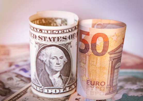 Lari dollar qarşısında güclənir | MƏZƏNNƏ