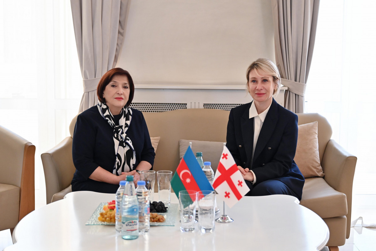 Sahibə Qafarova rəsmi səfərlə Tbilisiyə gəlib