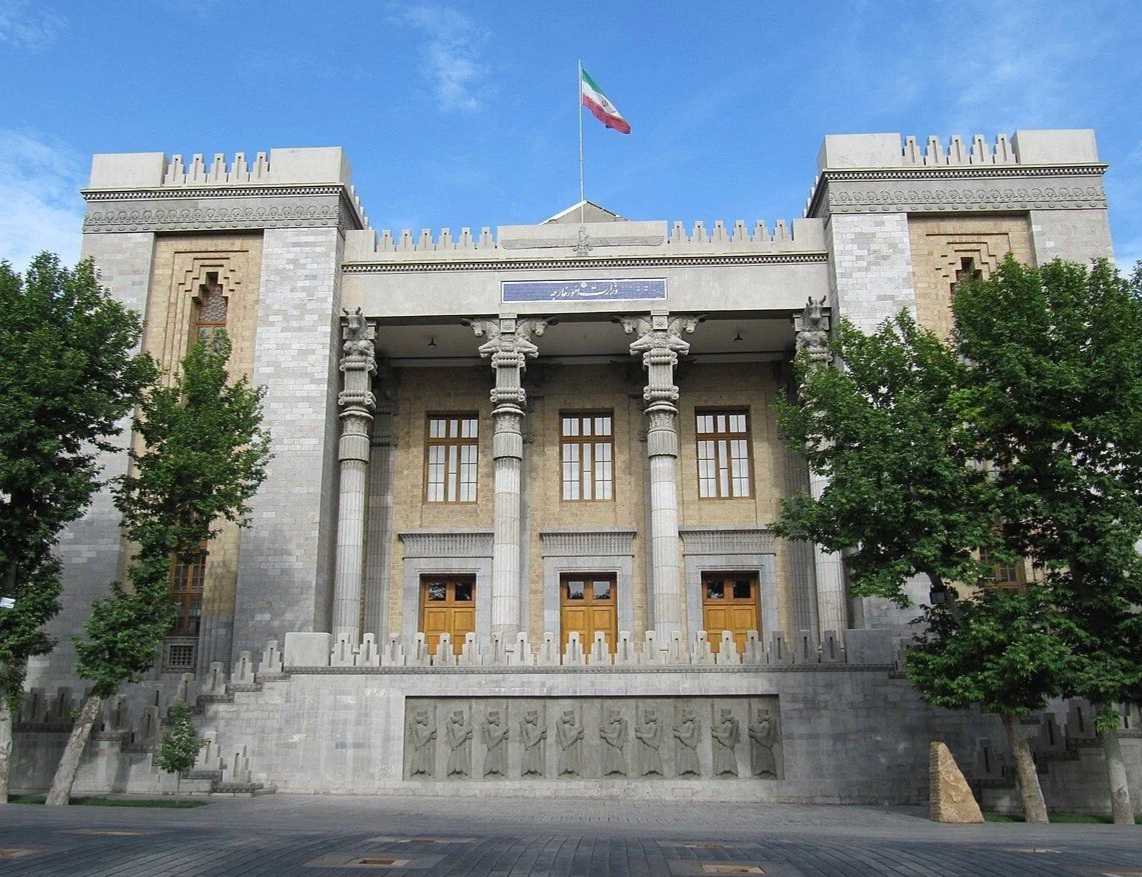 Rəsmi Tehran ABŞ ilə gərginliyə dair bəyanat yayıb