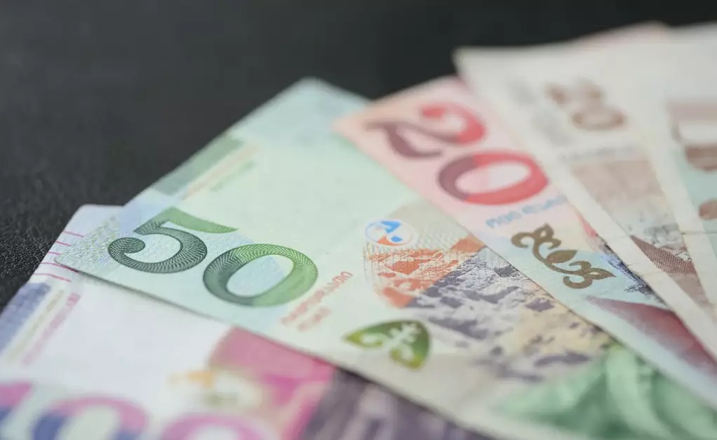 Dollar və avro həftəyə yeni məzənnə ilə başladı | Milli Bank